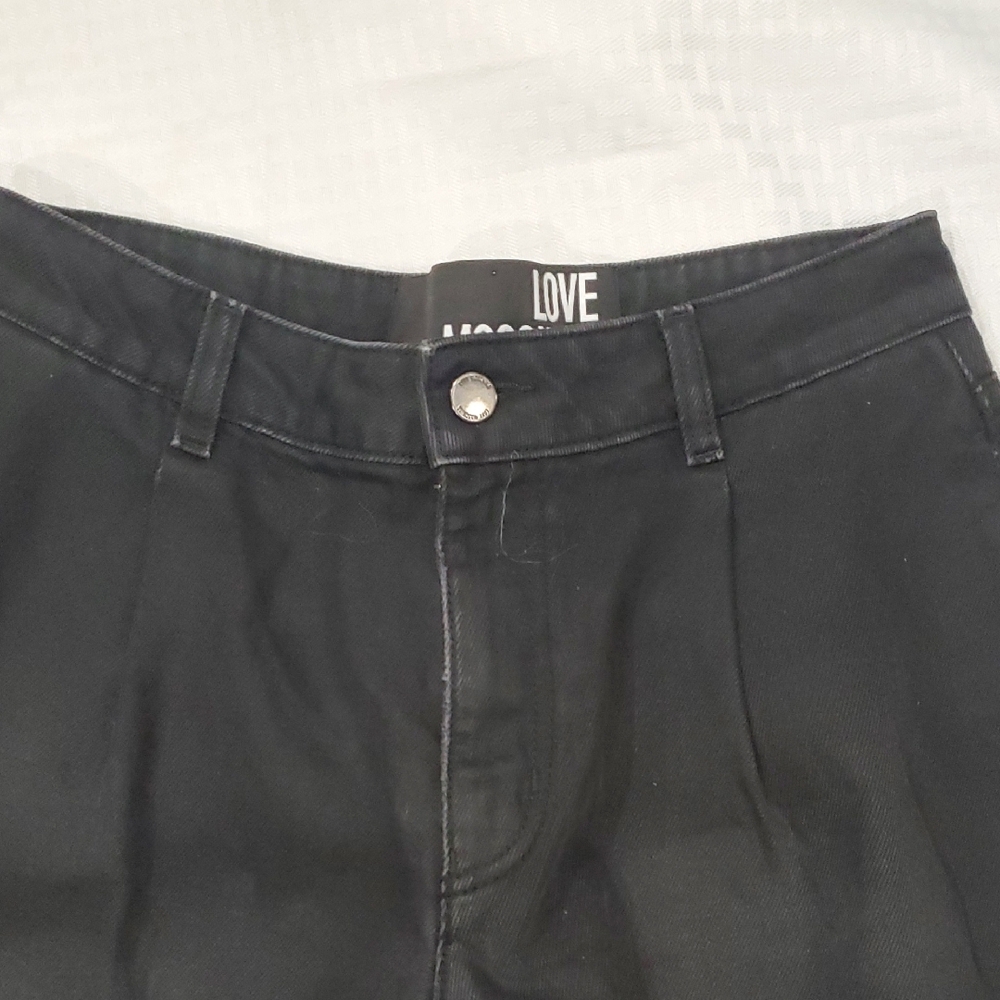 Love Moschino High Waist Black Frayed Hem Shorts - Picture 4 of 14